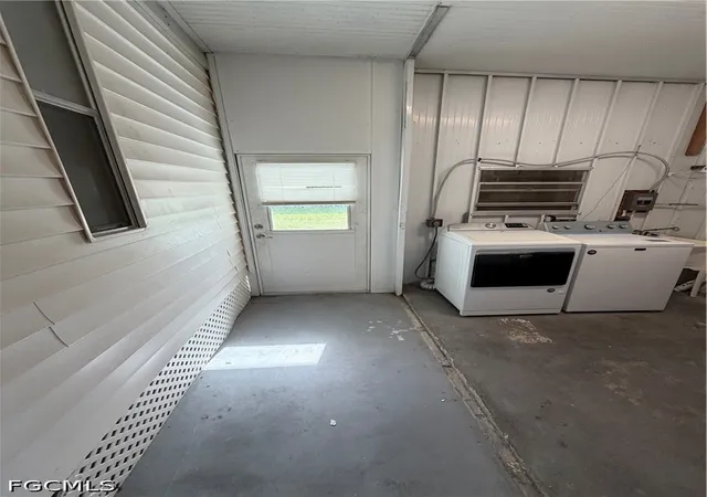 Photo 24 of Manufactured home for sale at 653 Future Dr, North Fort Myers, FL 33917 | MLS# 2026036384 | Listing updated on 2026-09-03