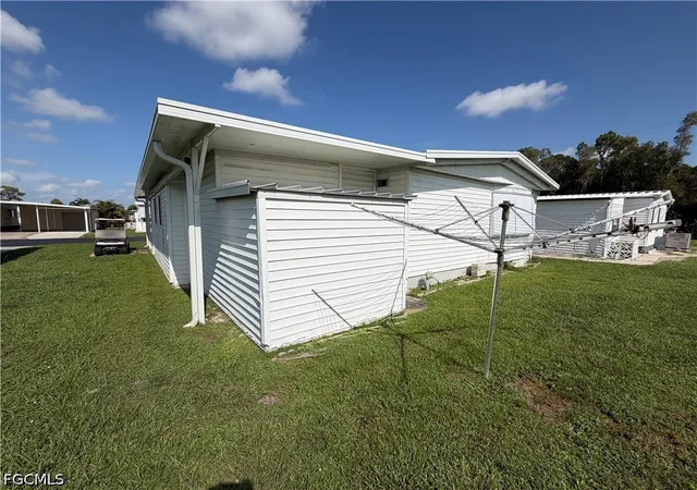 Photo 3 of Manufactured home for sale at 653 Future Dr, North Fort Myers, FL 33917 | MLS# 2026036384 | Listing updated on 2026-09-03