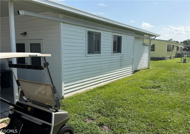 Photo 4 of Manufactured home for sale at 653 Future Dr, North Fort Myers, FL 33917 | MLS# 2026036384 | Listing updated on 2026-09-03