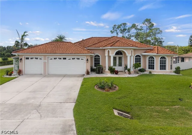 Photo 3 of Single family home for sale at 2606 E 9th St, Lehigh Acres, FL 33936 | MLS# 2026036386 | Listing updated on 2026-09-16
