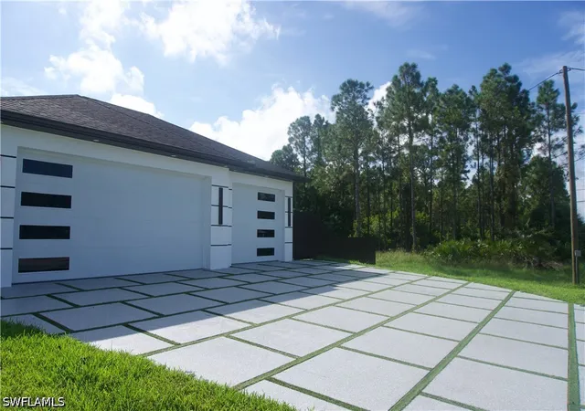 Photo 4 of Single family home for sale at 1002 Wagner Ave, Lehigh Acres, FL 33972 | MLS# 226031026 | Listing updated on 2026-09-25