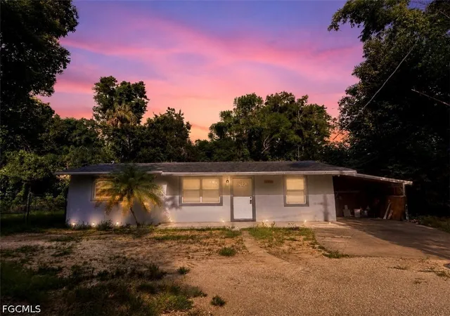 Photo 2 of Single family home for sale at 3900 Arnold Dr, Fort Myers, FL 33916 | MLS# 2026036416 | Listing updated on 2026-09-04