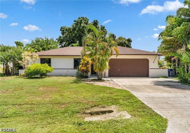 Photo 1 of Sale Pending at 18217 Oriole Rd, Fort Myers, FL 33967 | MLS# 2026036466 | Listing updated on 2026-09-12