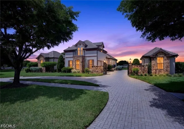 Photo 3 of Single family home for sale at 16371 Shenandoah Cir, Fort Myers, FL 33908 | MLS# 2026036469 | Listing updated on 2026-09-22
