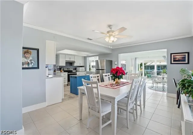 Photo 3 of Single family home for sale at 2607 Bayshore Dr, Matlacha, FL 33993 | MLS# 2026036494 | Listing updated on 2026-09-05