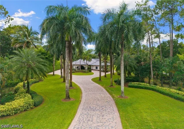 Photo 2 of Single family home for sale at 4860 Sycamore Dr, Naples, FL 34119 | MLS# 226029979 | Listing updated on 2026-09-08