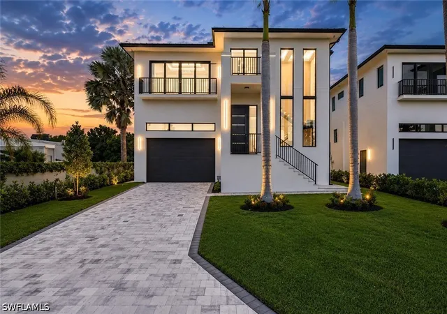 Photo 2 of Single family home for sale at 2949 Cypress St, Naples, FL 34112 | MLS# 226030980 | Listing updated on 2026-09-16