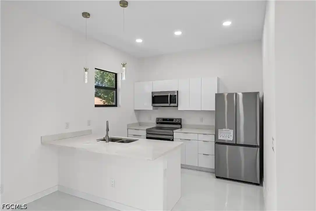Photo 4 of Single family home for sale at 447 Redwing St, Lehigh Acres, FL 33974 | MLS# 2026036537 | Listing updated on 2026-10-29