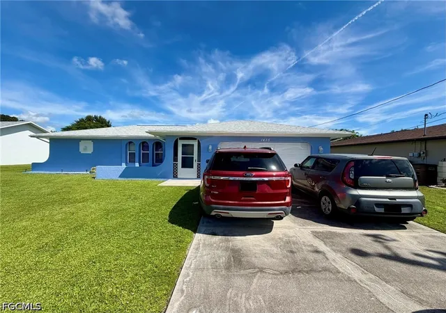 Photo 1 of Single family home for sale at 1435 Se 19th Street, Cape Coral, FL 33990 | MLS# 2026036571 | Listing updated on 2026-10-19