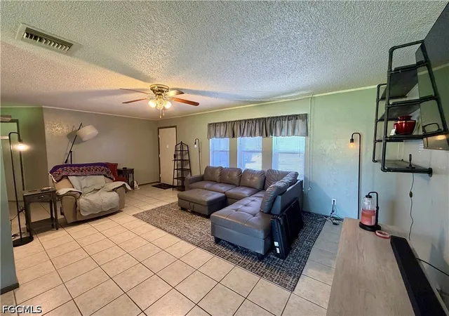 Photo 3 of Single family home for sale at 1435 SE 19th Street, Cape Coral, FL 33990 | MLS# 2026036571 | Listing updated on 2026-10-19