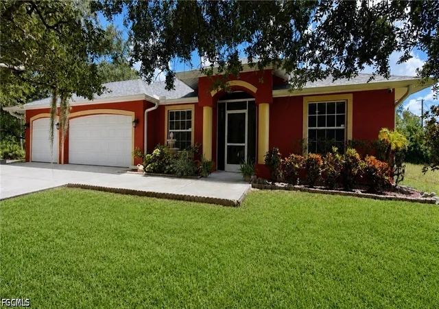 Photo 3 of Sale Pending at 2004 Abbott Ave, Alva, FL 33920 | MLS# 2026036577 | Listing updated on 2026-09-07