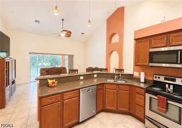 Photo 4 of Sale Pending at 2004 Abbott Ave, Alva, FL 33920 | MLS# 2026036577 | Listing updated on 2026-09-07