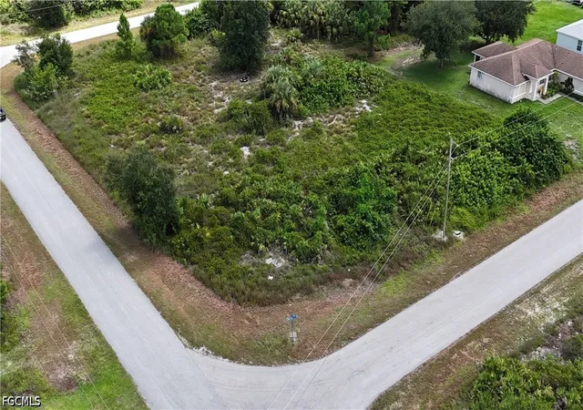 Photo 1 of Land for sale at 911 Martha Ave S, Lehigh Acres, FL 33974 | MLS# 2026036585 | Listing updated on 2026-09-14