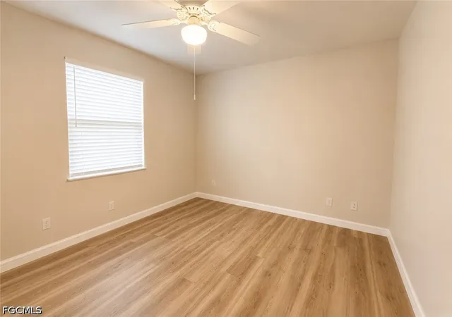 Photo 4 of Single family home for sale at 11330 Lakeland Cir, Fort Myers, FL 33913 | MLS# 2026036588 | Listing updated on 2026-09-29