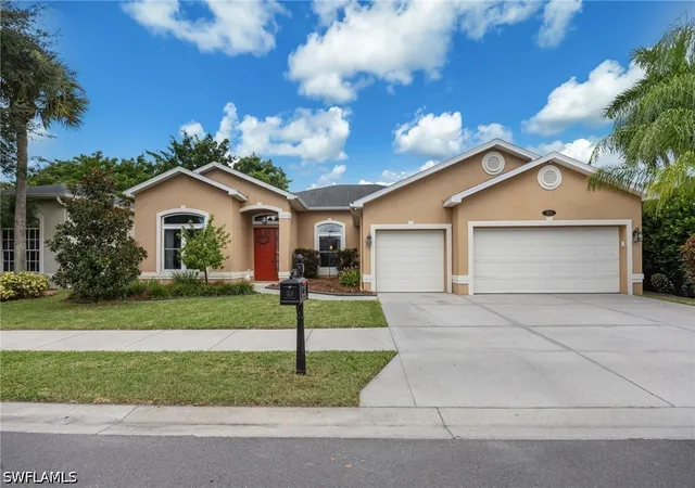 Photo 4 of Single family home for sale at 315 Burnt Pine Dr, Naples, FL 34119 | MLS# 226030586 | Listing updated on 2026-09-07