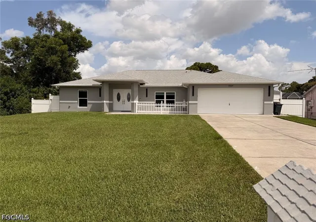 Photo 1 of Single family home for sale at 8164 San Carlos Blvd, Fort Myers, FL 33967 | MLS# 2026036602 | Listing updated on 2026-09-02