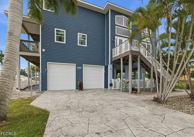 Photo 1 of Single family home for sale at 5711 Linden Ln, Bokeelia, FL 33922 | MLS# 2026036603 | Listing updated on 2026-09-07