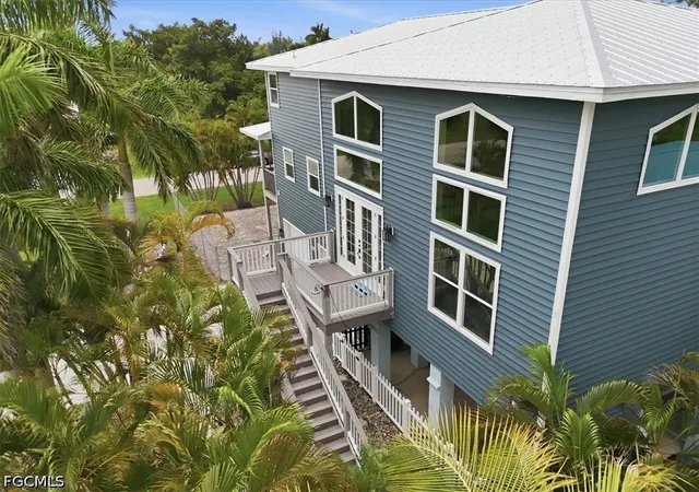 Photo 3 of Single family home for sale at 5711 Linden Ln, Bokeelia, FL 33922 | MLS# 2026036603 | Listing updated on 2026-09-07