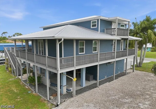 Photo 4 of Single family home for sale at 5711 Linden Ln, Bokeelia, FL 33922 | MLS# 2026036603 | Listing updated on 2026-09-07