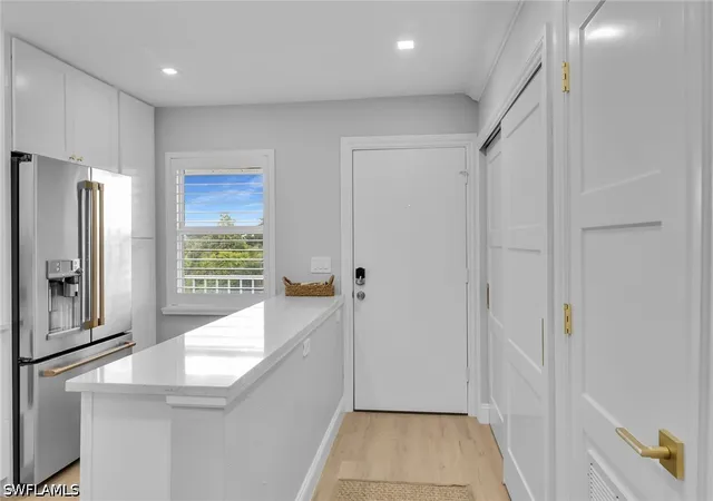 Listing Photo 5 - Condo for sale in building located at 261 S Collier Blvd, Marco Island, FL 34145 - Unit #305
