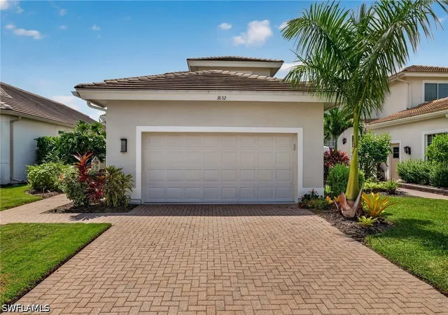 Photo 2 of Single family home for sale at 3852 Clipper Cove Dr, Naples, FL 34112 | MLS# 226031232 | Listing updated on 2026-09-15