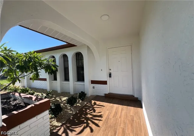 Photo 3 of Sale Pending at 231 Sw 33rd St, Cape Coral, FL 33914 | MLS# 2026036632 | Listing updated on 2026-09-11