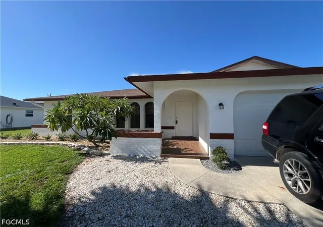 Photo 3 of Sale Pending at 231 Sw 33Rd St, Cape Coral, FL 33914 | MLS# 2026036632 | Listing updated on 2026-09-11