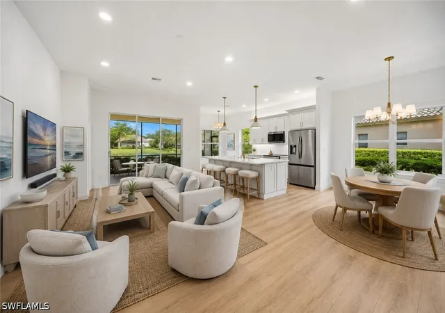 Photo 3 of Sale Pending at 878 Vistana Cir, Naples, FL 34119 | MLS# 226031271 | Listing updated on 2026-09-15