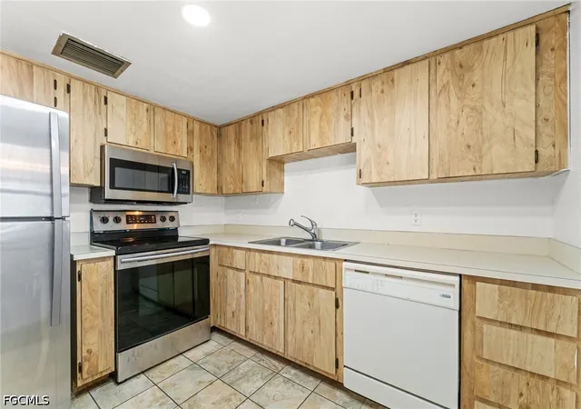 Photo 3 of Condo for sale at 6142 Whiskey Crk Dr #611, Fort Myers, FL 33919 | MLS# 2026036645 | Listing updated on 2026-09-02