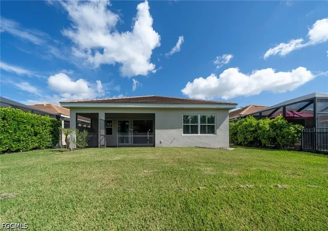 Photo 3 of Single family home for sale at 8051 Venetian Pointe Dr, Fort Myers, FL 33908 | MLS# 2026036664 | Listing updated on 2026-09-15