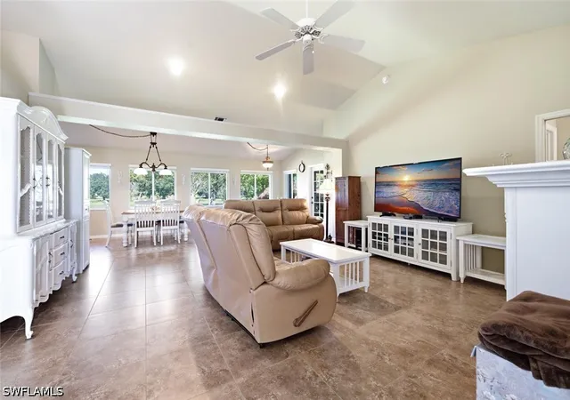 Photo 3 of Sale Pending at 112 Bordeaux Ct, Naples, FL 34112 | MLS# 226031018 | Listing updated on 2026-09-12