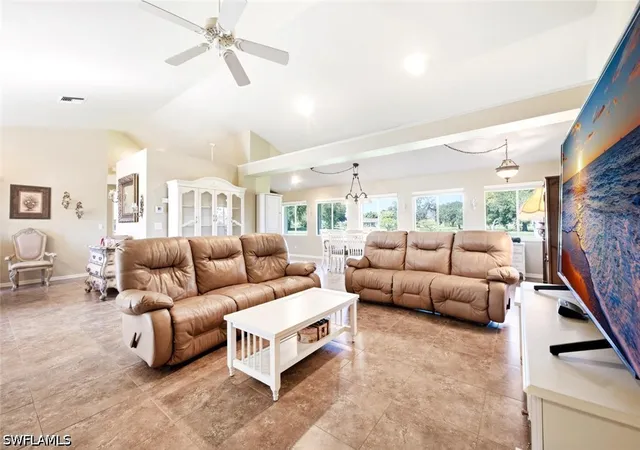 Photo 4 of Sale Pending at 112 Bordeaux Ct, Naples, FL 34112 | MLS# 226031018 | Listing updated on 2026-09-12