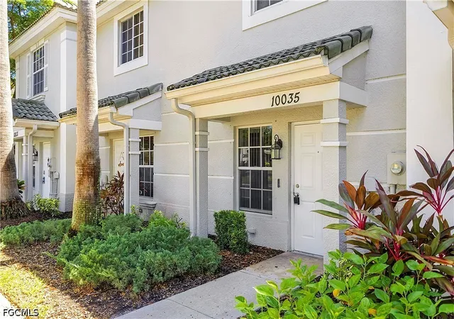 Photo 1 of Townhouse for sale at 10035 Spyglass Hill Ln, Fort Myers, FL 33966 | MLS# 2026036669 | Listing updated on 2026-10-06