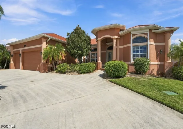 Photo 1 of Single family home for sale at 3712 Whippoorwill Ct, Punta Gorda, FL 33950 | MLS# 2026036635 | Listing updated on 2026-10-20