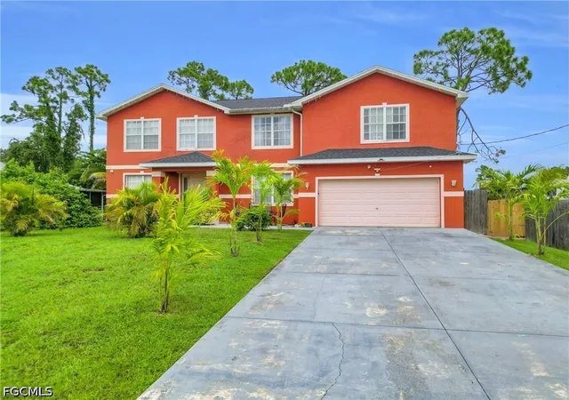 Photo 4 of Single family home for sale at 5562 Benton St, Lehigh Acres, FL 33971 | MLS# 2026036641 | Listing updated on 2026-09-16