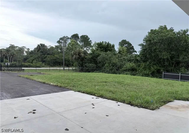 Photo 2 of Sale Pending at 472 12th St Ne, Naples, FL 34120 | MLS# 226031281 | Listing updated on 2026-09-04