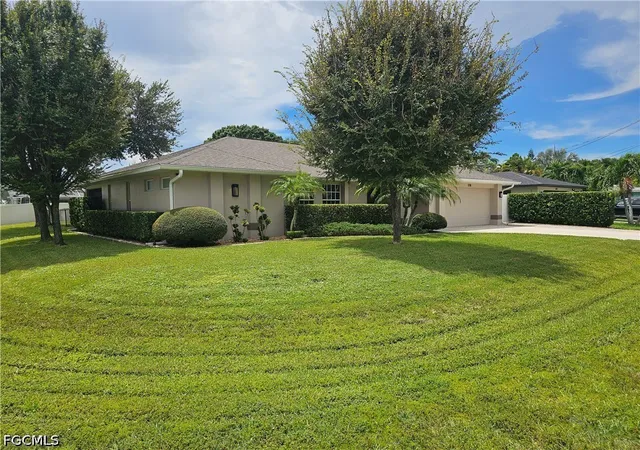 Photo 2 of Sale Pending at 1218 Se 18th Street, Cape Coral, FL 33990 | MLS# 2026036759 | Listing updated on 2026-09-06