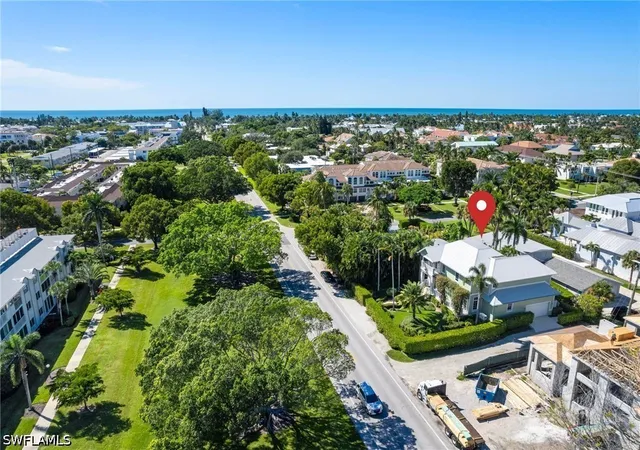 Photo 2 of Single family home for sale at 645 Broad Ave S, Naples, FL 34102 | MLS# 226031335 | Listing updated on 2026-09-06