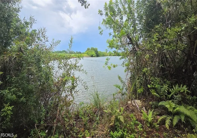 Photo 24 of Sale Pending at 2624 Jean Marie Ct, Fort Myers, FL 33916 | MLS# 2026036851 | Listing updated on 2026-09-06