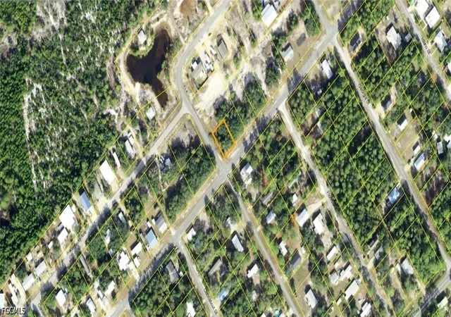 Photo 2 of Land for sale at 2235 Oak St, Carrabelle, FL 32322 | MLS# 2026036855 | Listing updated on 2026-09-21