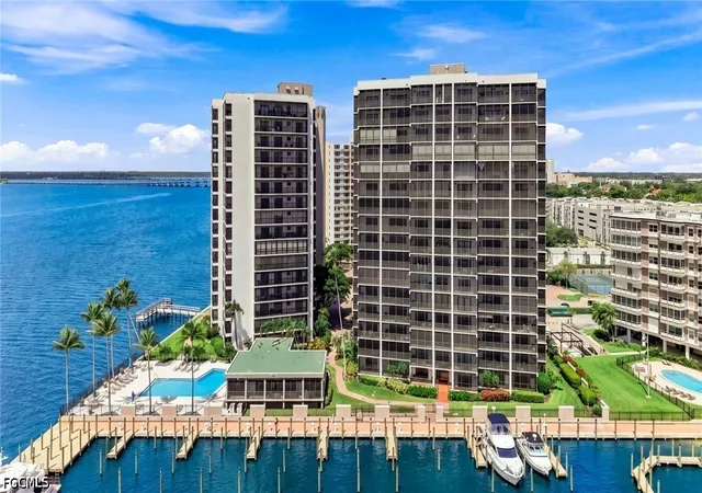 Photo 2 of Condo for sale at 1920 Virginia Ave #101, Fort Myers, FL 33901 | MLS# 2026036872 | Listing updated on 2026-09-01