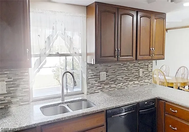 Photo 4 of Sale Pending at 130 Bermuda Rd, Marco Island, FL 34145 | MLS# 226031251 | Listing updated on 2026-09-05