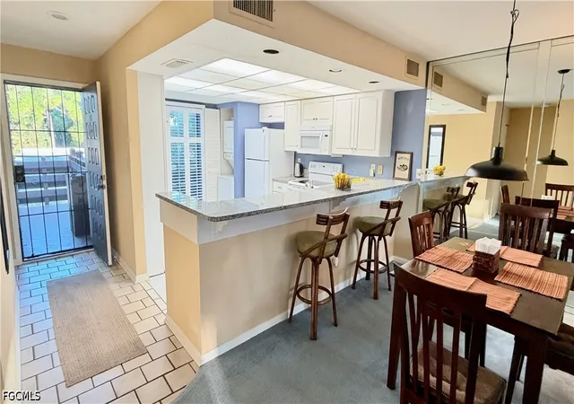 Photo 4 of Sale Pending at 132 Pinebrook Dr, Fort Myers, FL 33907 | MLS# 2026036887 | Listing updated on 2026-10-27