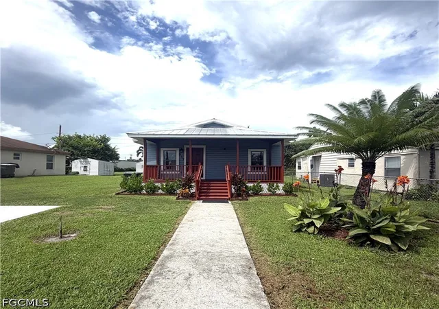 Photo 3 of Sale Pending at 517 E Ventura Ave, Clewiston, FL 33440 | MLS# 2026036888 | Listing updated on 2026-09-08