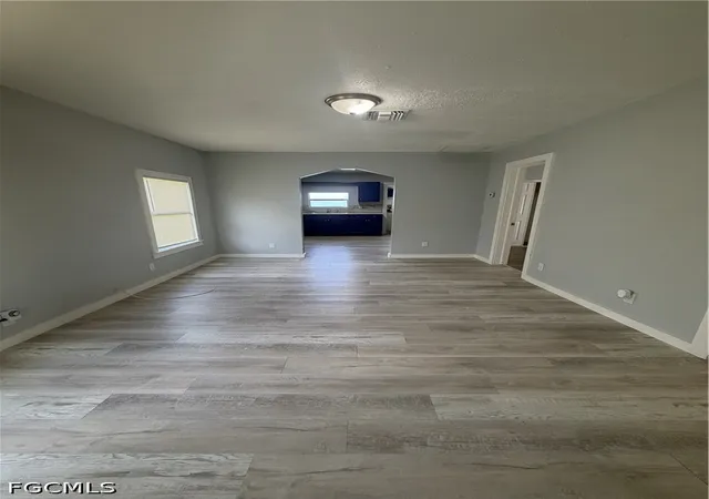 Photo 4 of Sale Pending at 517 E Ventura Ave, Clewiston, FL 33440 | MLS# 2026036888 | Listing updated on 2026-09-08