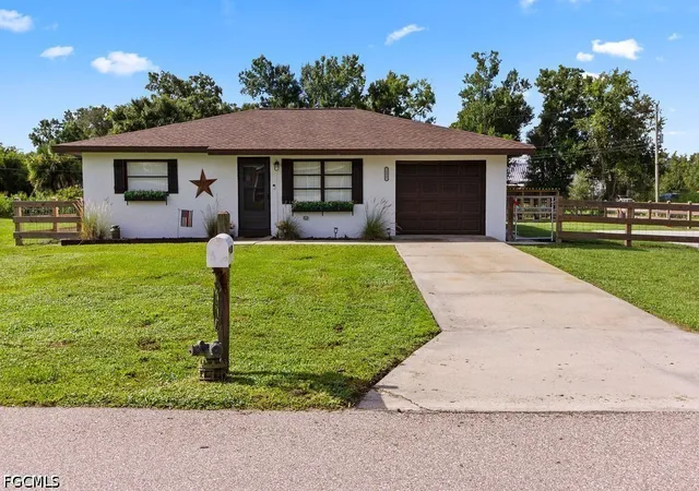 Photo 1 of Single family home for sale at 30097 Elm Rd, Punta Gorda, FL 33982 | MLS# 2026036901 | Listing updated on 2026-09-03