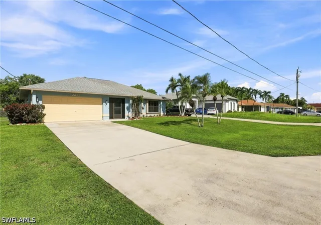 Photo 2 of Single family home for sale at 2231 50th Street Sw, Naples, FL 34116 | MLS# 226029426 | Listing updated on 2026-09-11
