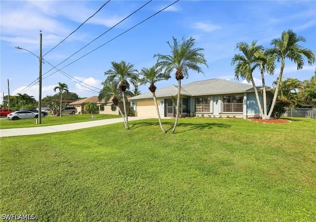 Photo 3 of Single family home for sale at 2231 50th Street Sw, Naples, FL 34116 | MLS# 226029426 | Listing updated on 2026-09-11