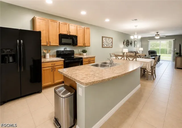 Photo 2 of Townhouse for sale at 10716 Crossback Ln, Lehigh Acres, FL 33936 | MLS# 2026036956 | Listing updated on 2026-09-03