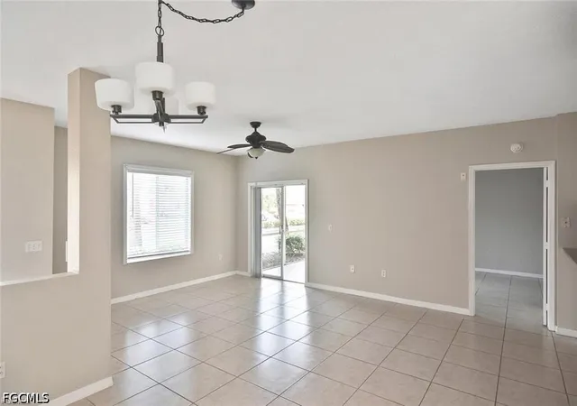 Listing Photo 5 - Condo for sale in building located at 6400 Aragon Wy, Fort Myers, FL 33966 - Unit #108